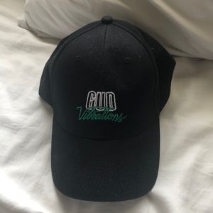 GUD VIBRATIONS ngthmre slander black baseball cap